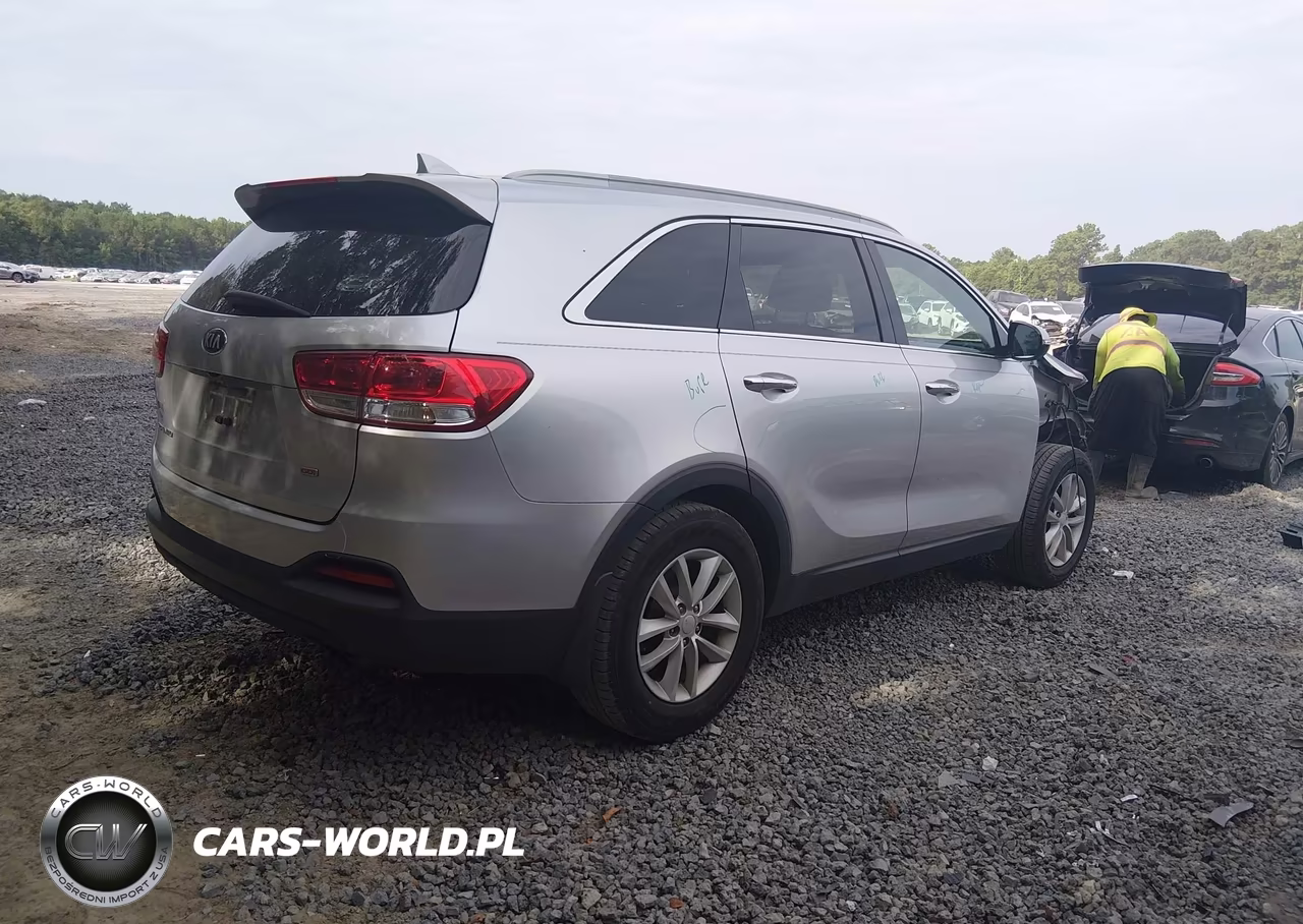 2018 Kia Sorento 2.4L Lx VIN:5XYPG4A32JG373630 - 4