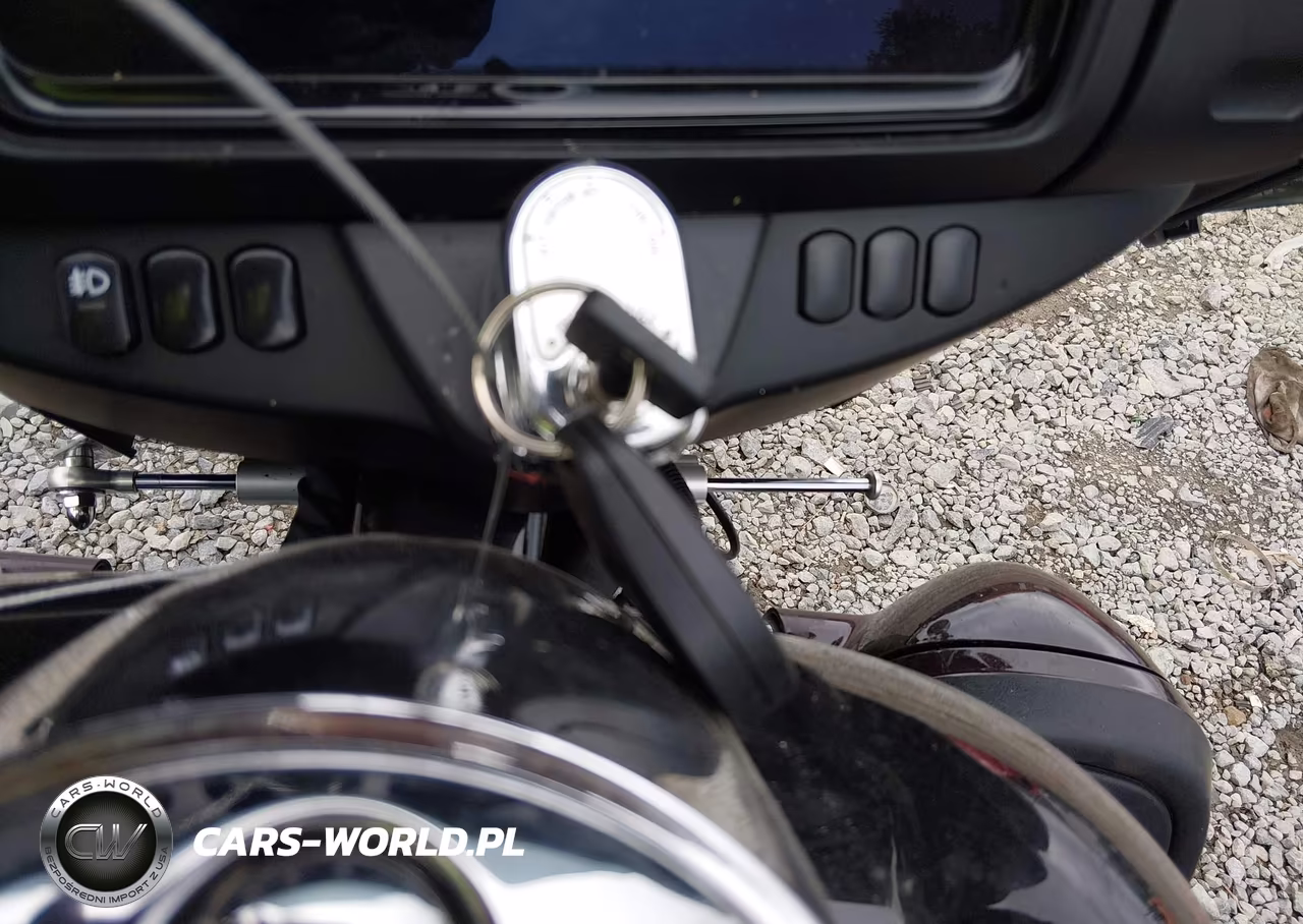 2022 Harley-Davidson Flhtcutg VIN:1HD1MAF18NB852668 - 11