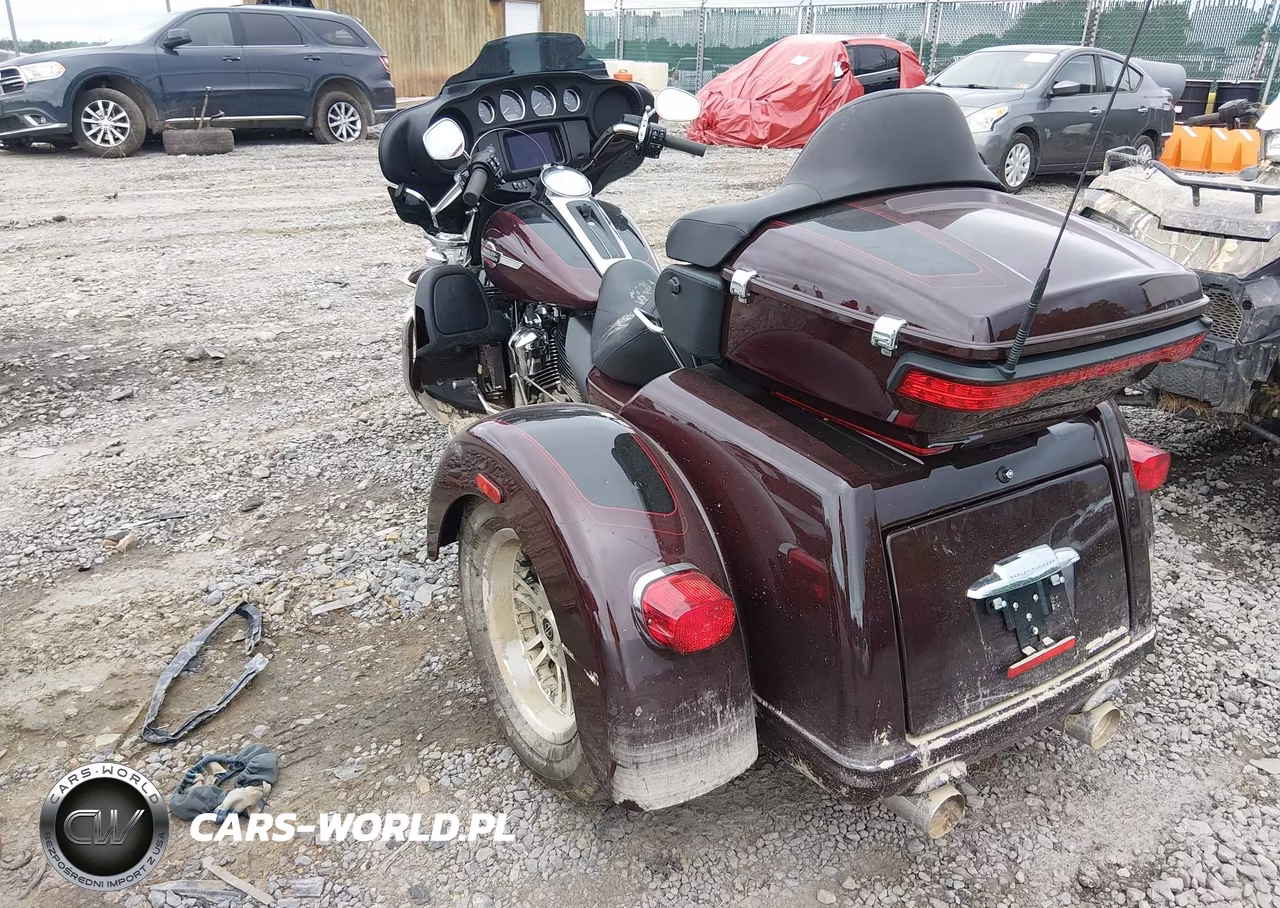 2022 Harley-Davidson Flhtcutg VIN:1HD1MAF18NB852668 - 3