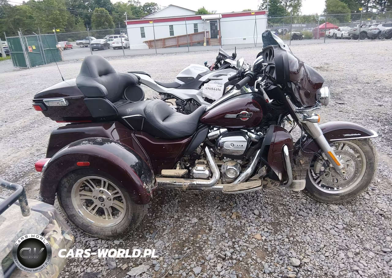 2022 Harley-Davidson Flhtcutg VIN:1HD1MAF18NB852668 - 4