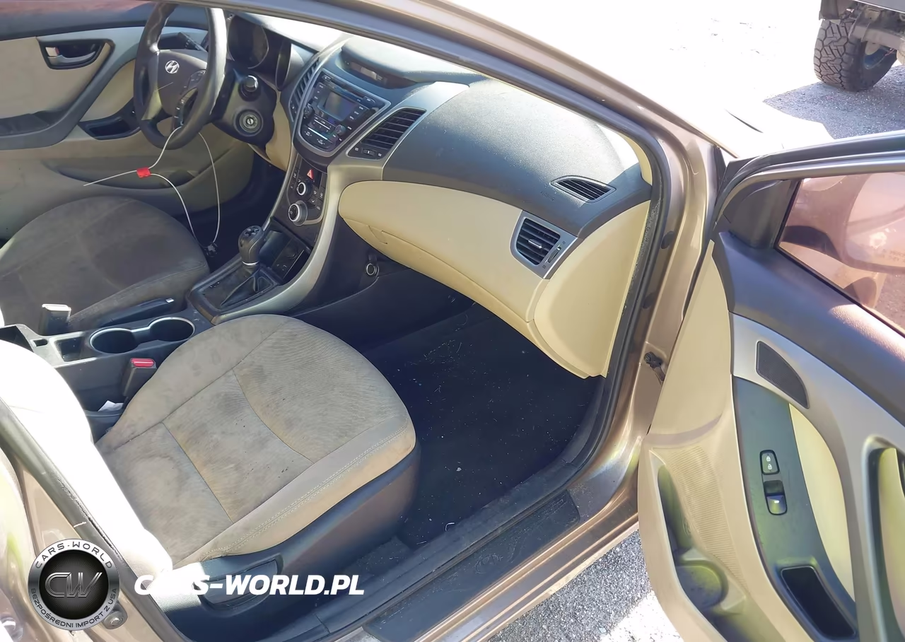 2015 Hyundai Elantra Se VIN:5NPDH4AE7FH581987 - 5