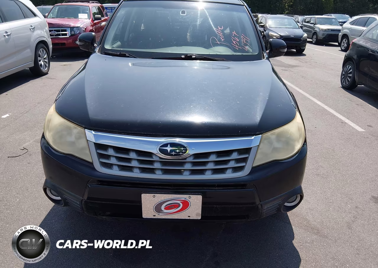 2011 Subaru Forester 2.5X Touring VIN:JF2SHBGC7BH700679 - 6