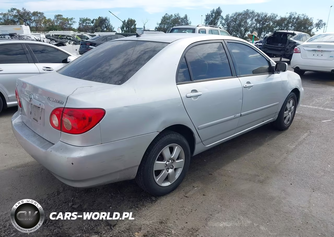 2005 Toyota Corolla Le VIN:1NXBR32E65Z394642 - 4