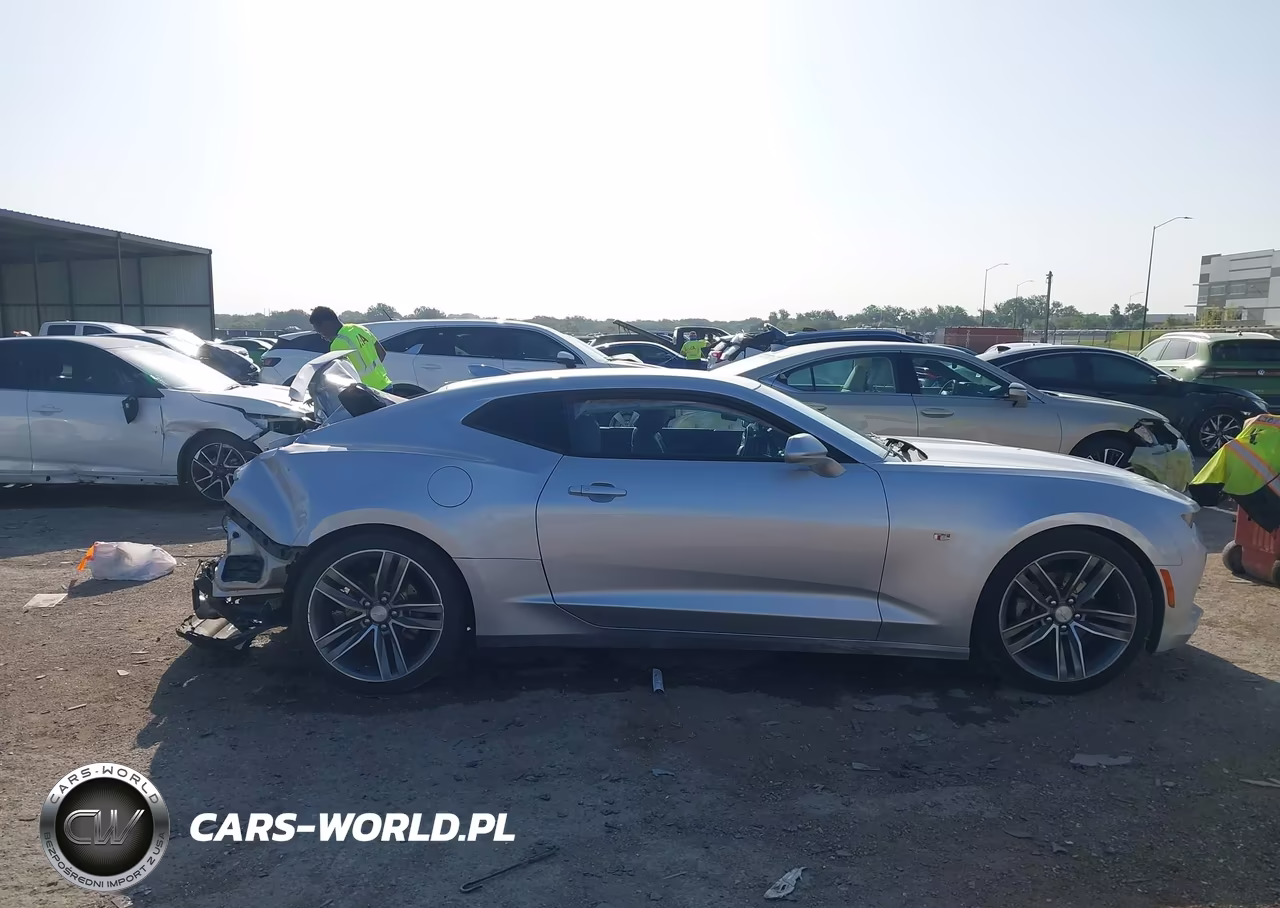 2016 Chevrolet Camaro 2Lt VIN:1G1FD1RS3G0126283 - 13