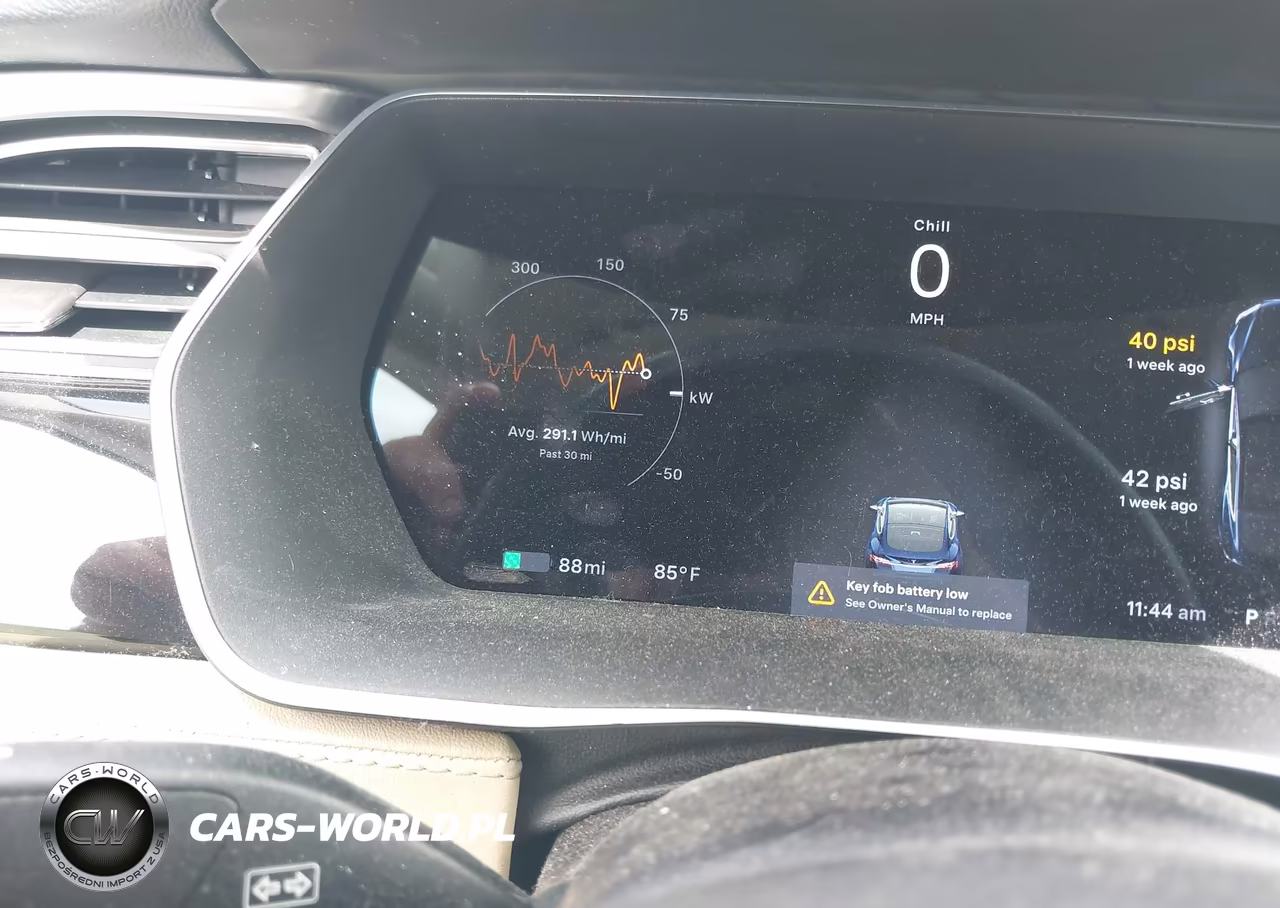 2015 Tesla Model S 60-70-85 VIN:5YJSA1H10FF080418 - 17