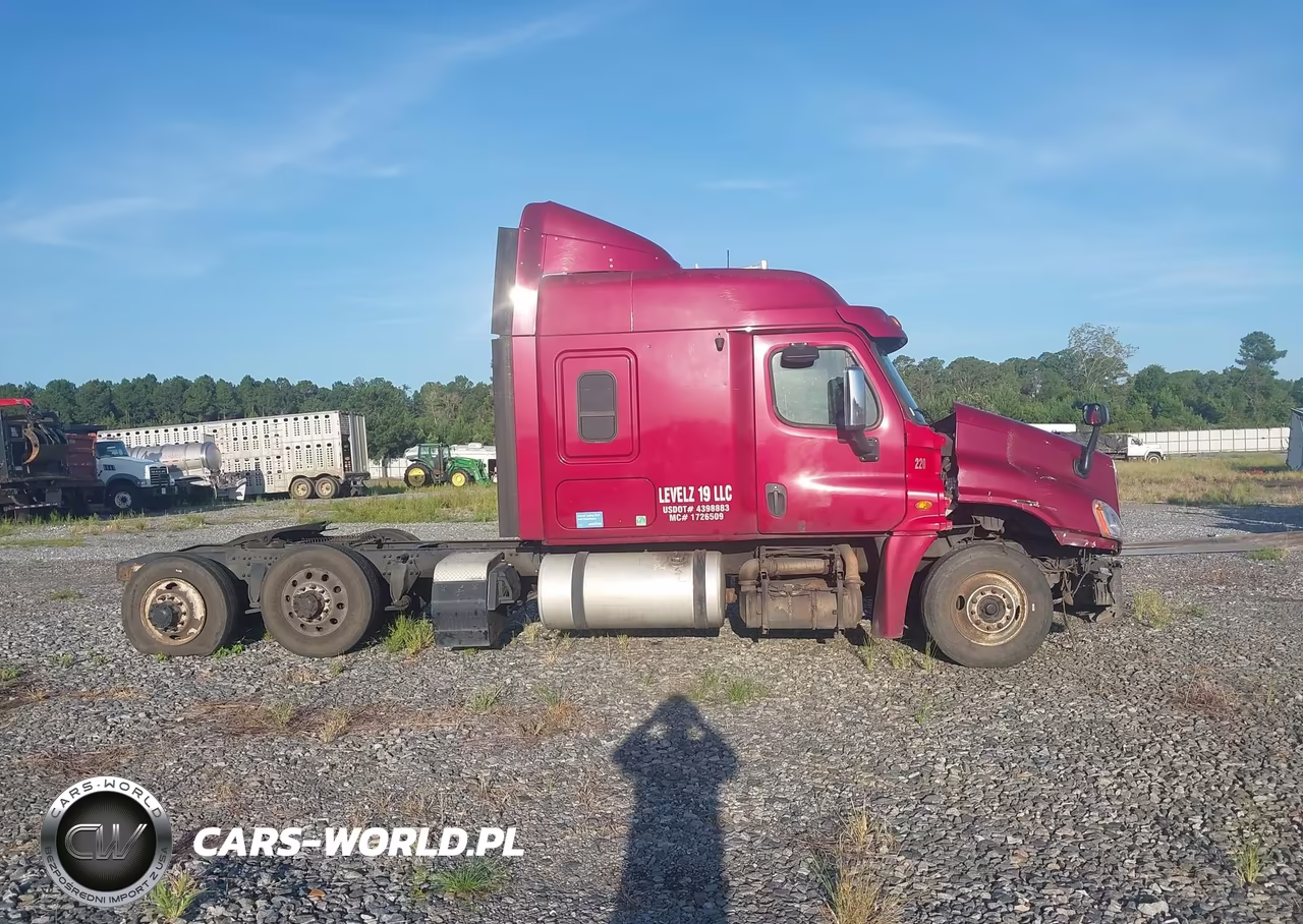 2013 Freightliner Cascadia 125 VIN:1FUJGLBG2DLBW6967 - 16