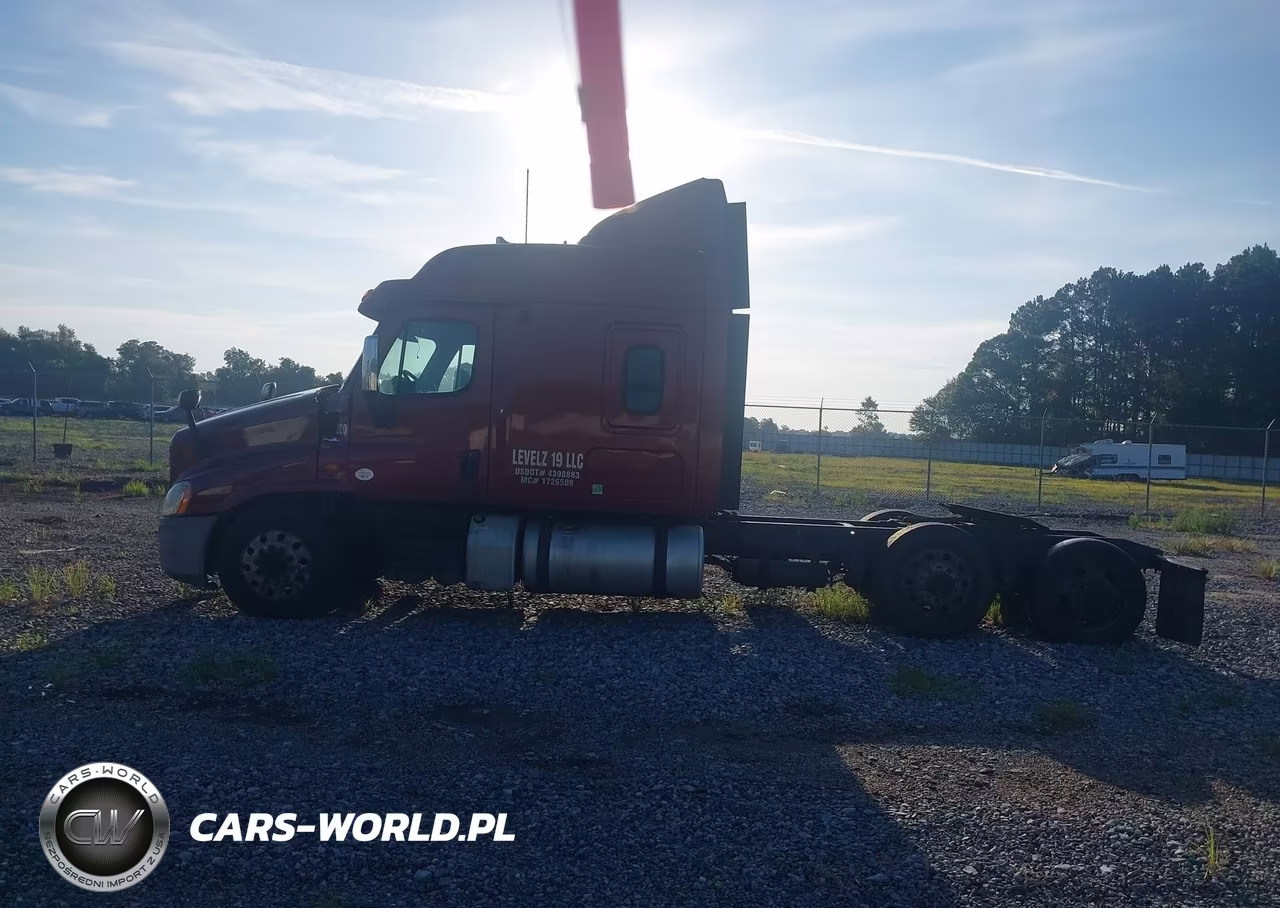 2013 Freightliner Cascadia 125 VIN:1FUJGLBG2DLBW6967 - 17