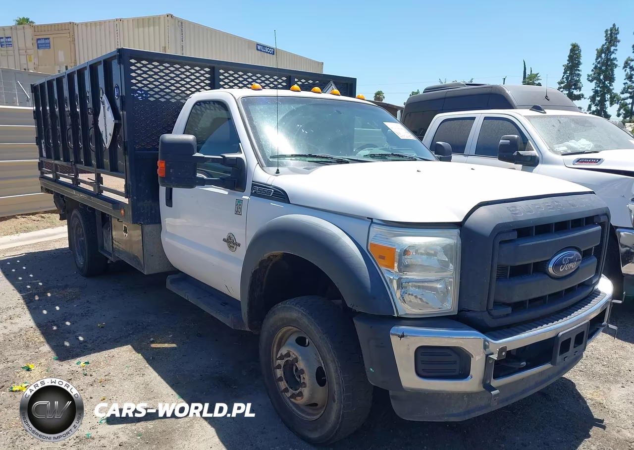 2016 Ford F-550 Chassis Xl