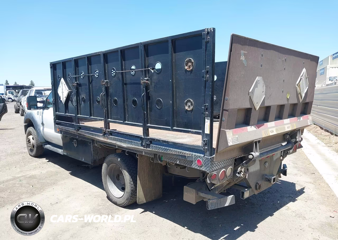 2016 Ford F-550 Chassis Xl VIN:1FDUF5HT6GEC16794 - 3