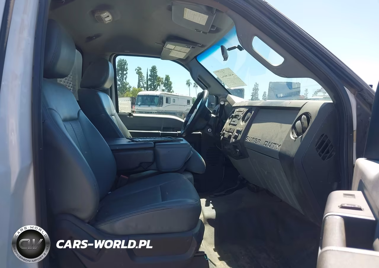 2016 Ford F-550 Chassis Xl VIN:1FDUF5HT6GEC16794 - 5