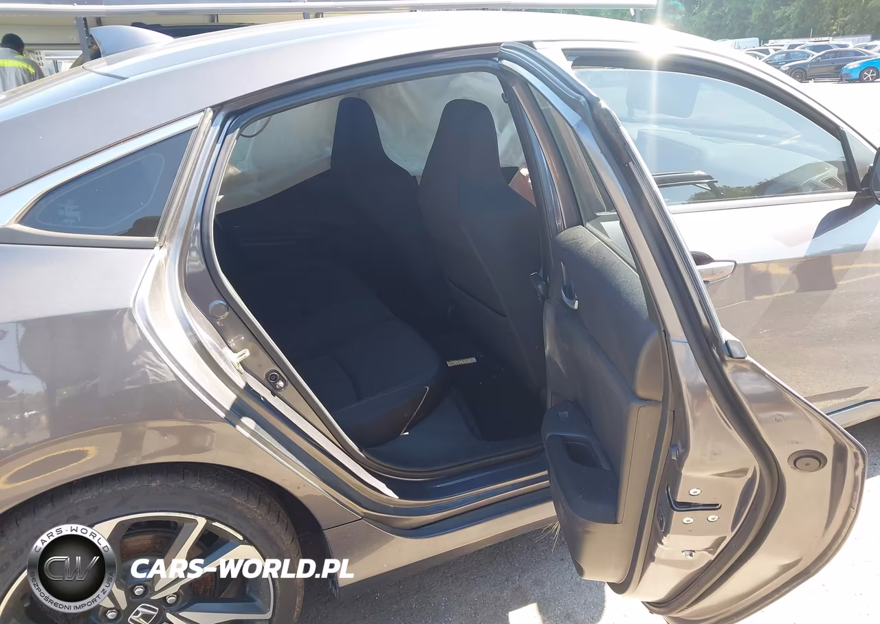2019 Honda Civic Si VIN:2HGFC1E57KH703977 - 8
