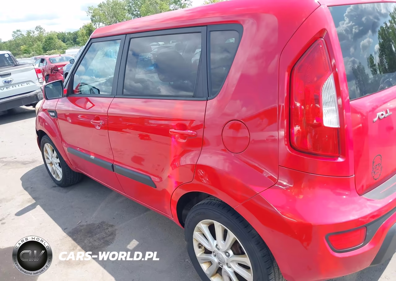 2013 Kia Soul VIN:KNDJT2A5XD7633264 - 14
