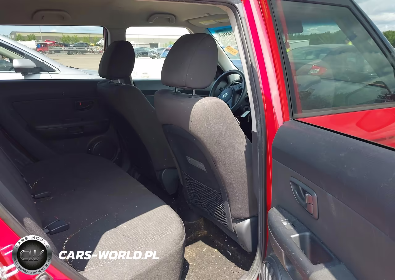 2013 Kia Soul VIN:KNDJT2A5XD7633264 - 8