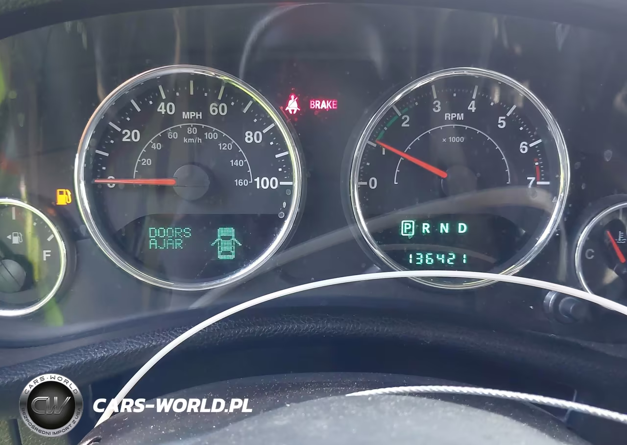 2013 Jeep Wrangler Unlimited Sahara VIN:1C4BJWEG0DL542167 - 7