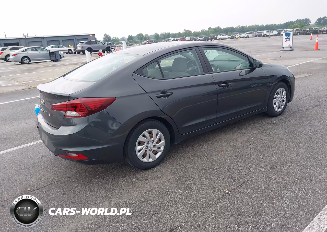 2020 Hyundai Elantra Se VIN:5NPD74LFXLH613271 - 4