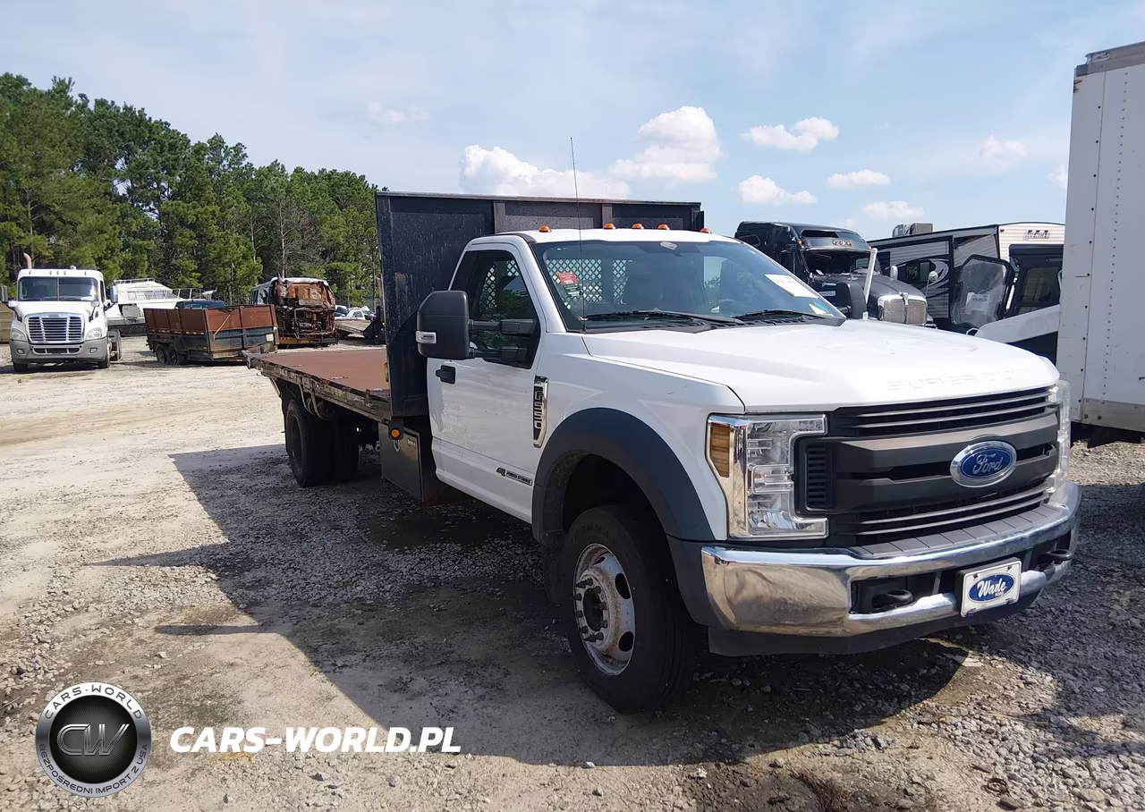 2019 Ford F-550 Chassis Xl