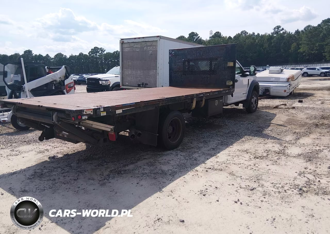 2019 Ford F-550 Chassis Xl VIN:1FDUF5GT2KDA12672 - 4