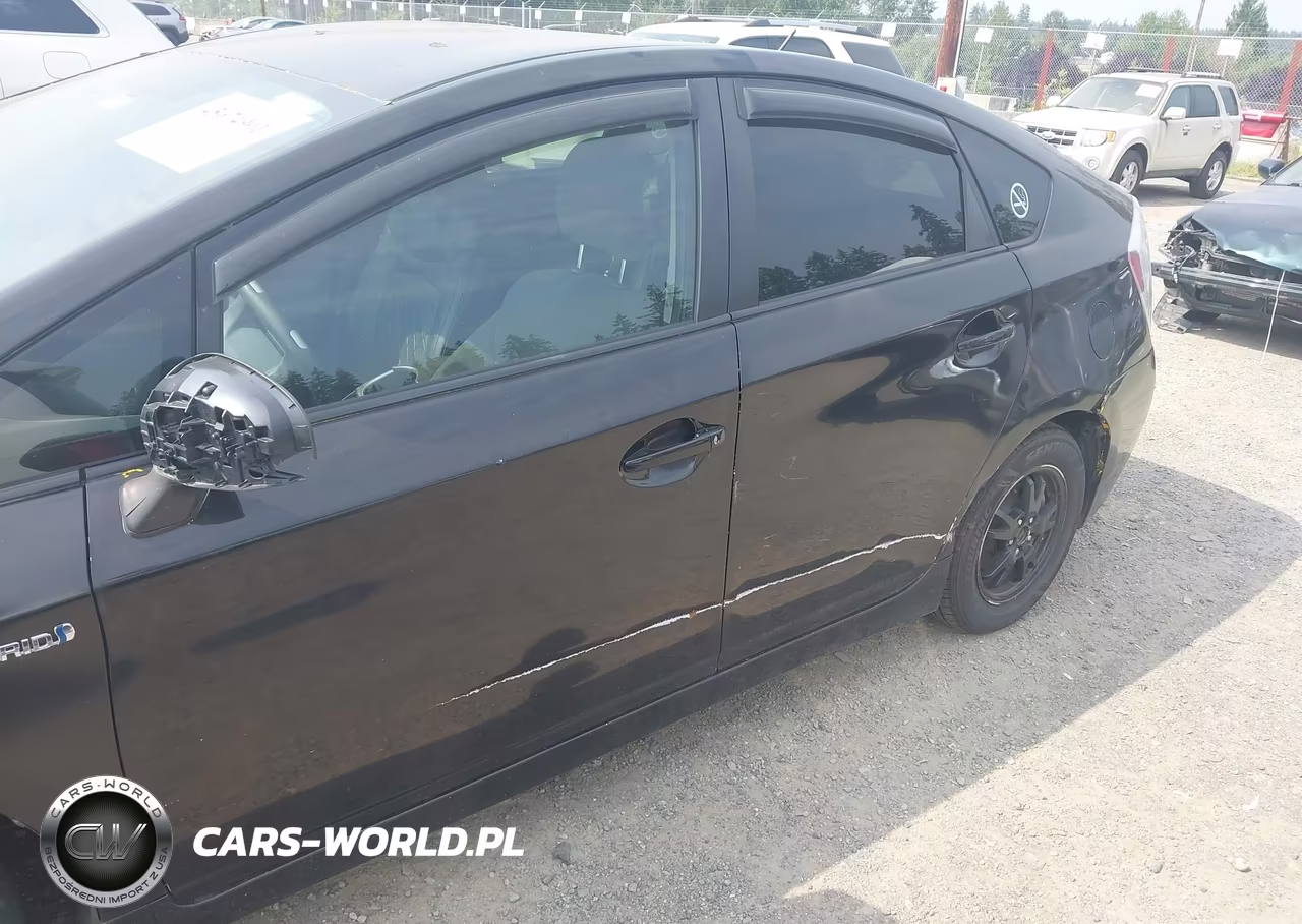 2014 Toyota Prius Two VIN:JTDKN3DU6E0360924 - 6