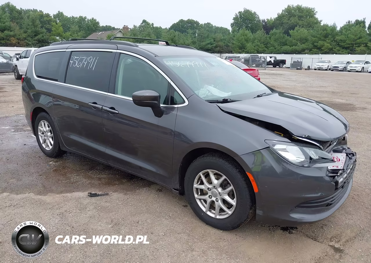 2020 Chrysler Voyager Lxi