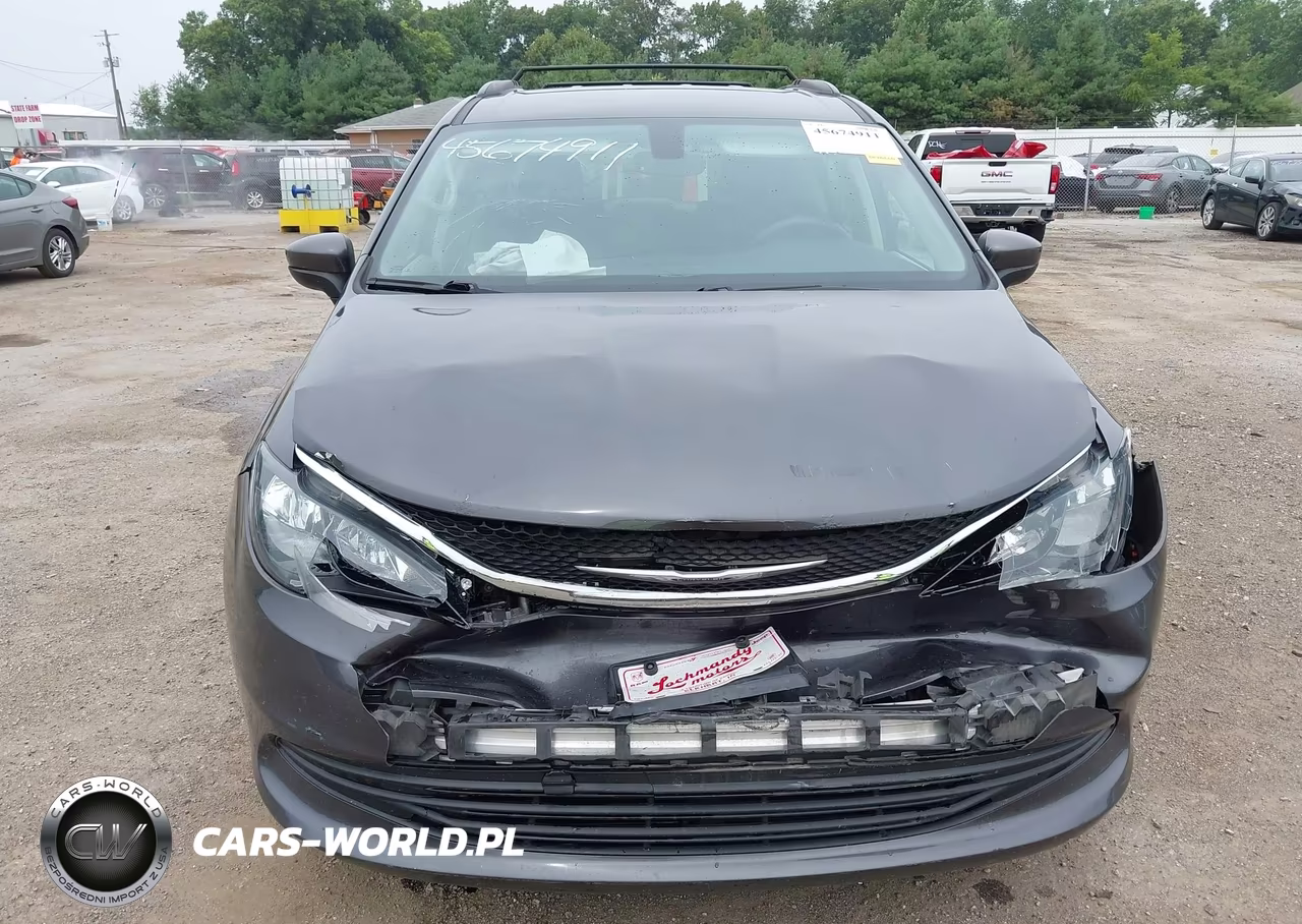 2020 Chrysler Voyager Lxi VIN:2C4RC1DG7LR168403 - 12