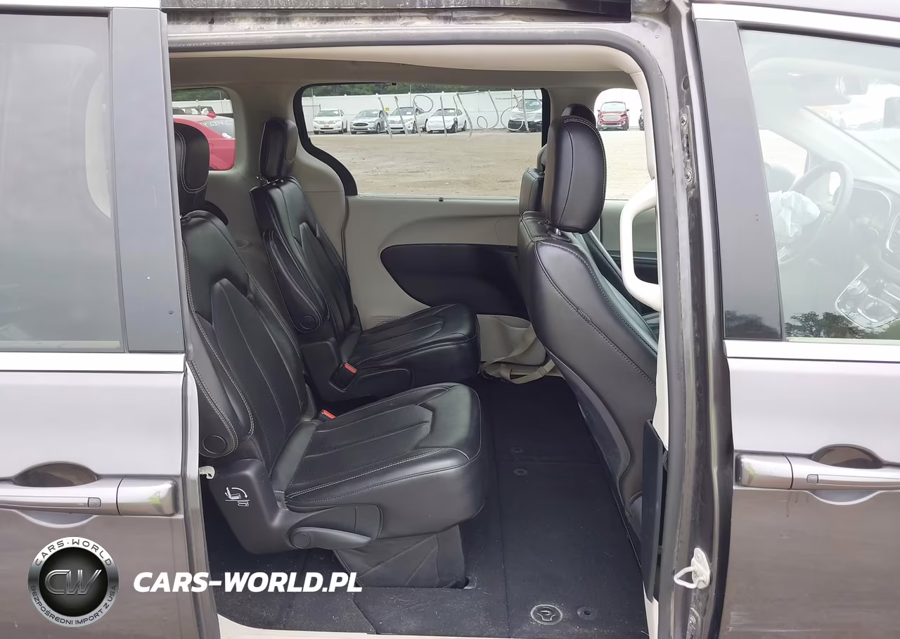 2020 Chrysler Voyager Lxi VIN:2C4RC1DG7LR168403 - 8