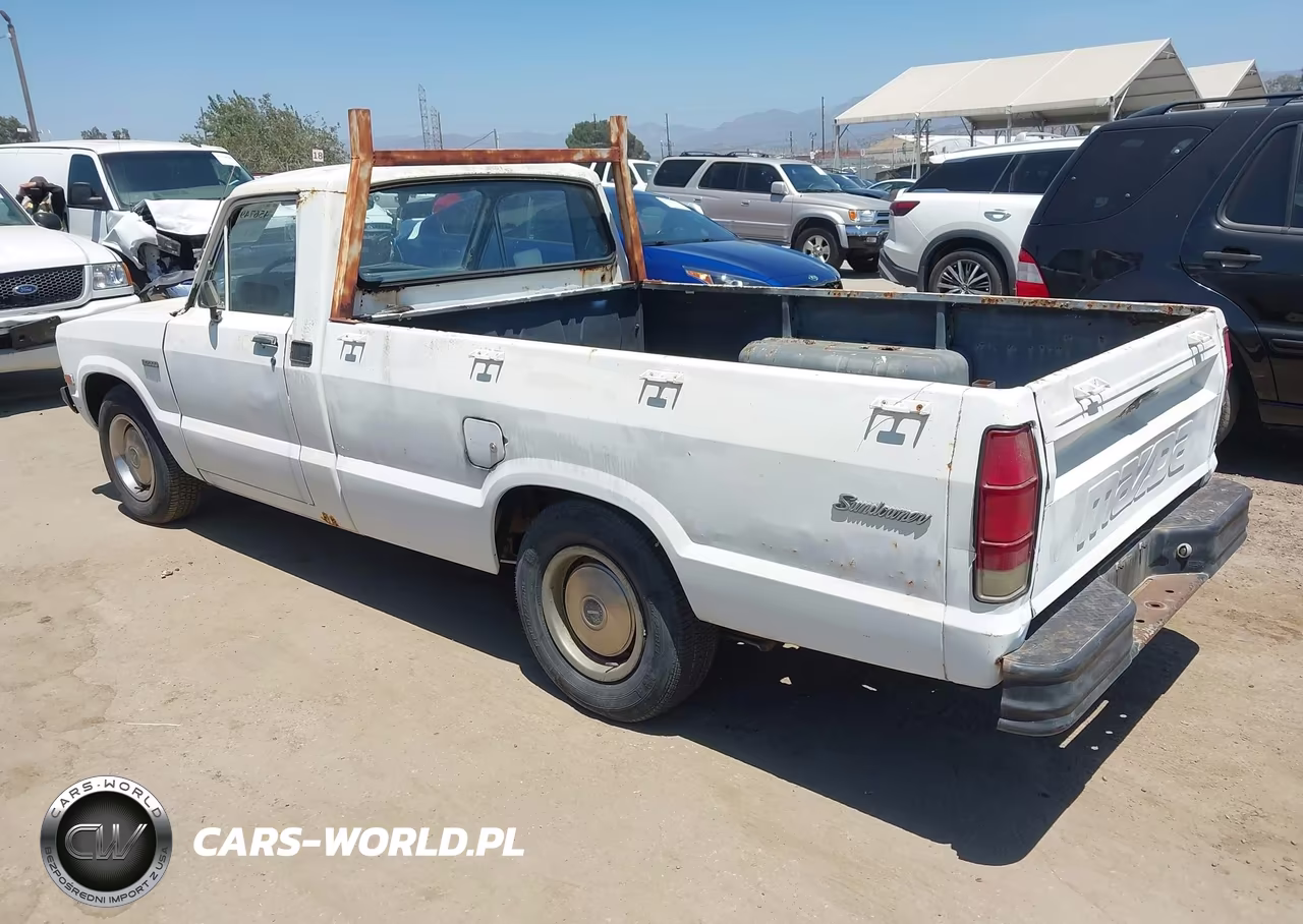 1984 Mazda B2000 Long Bed VIN:JM2UC2214E0830249 - 3