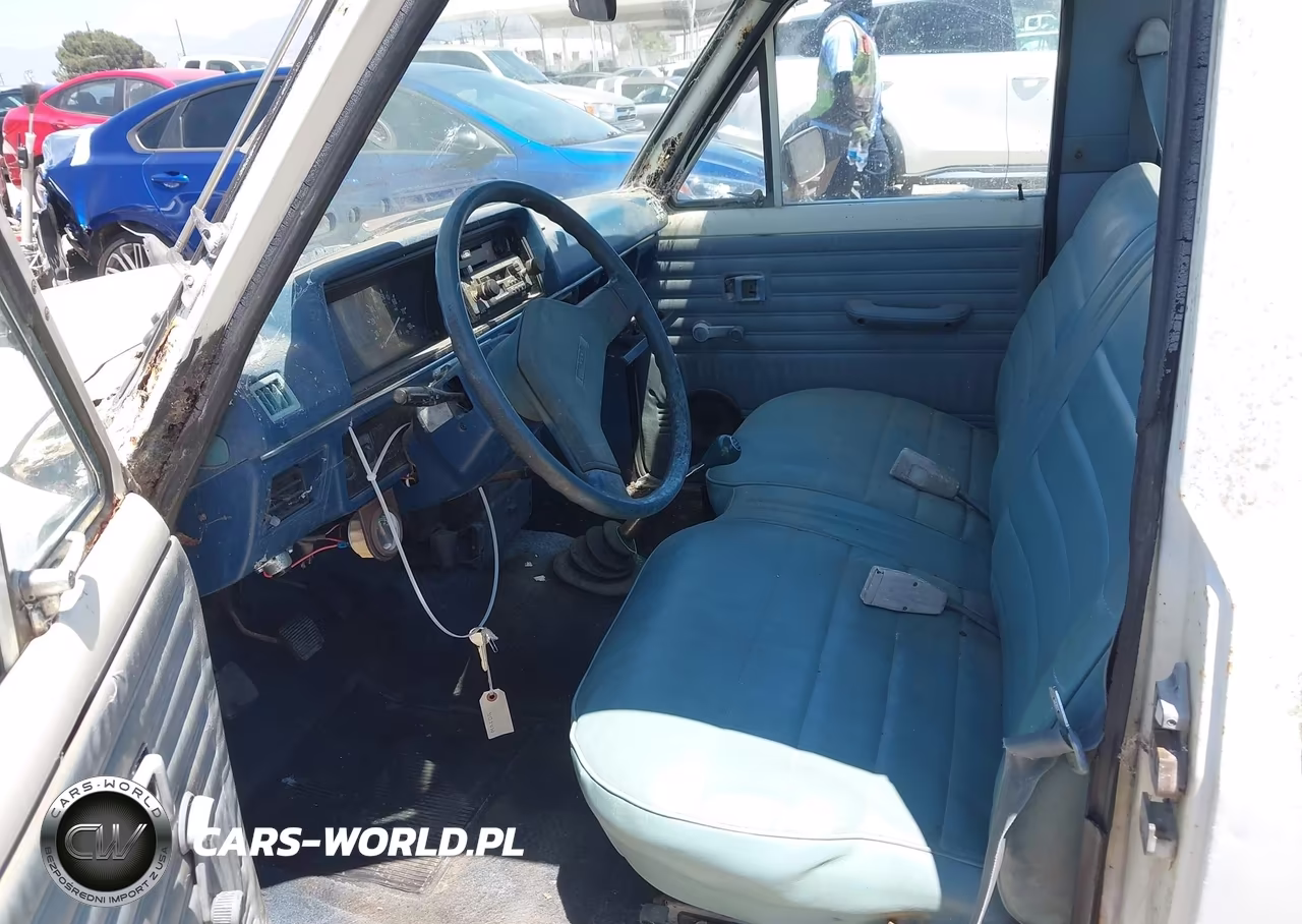 1984 Mazda B2000 Long Bed VIN:JM2UC2214E0830249 - 5