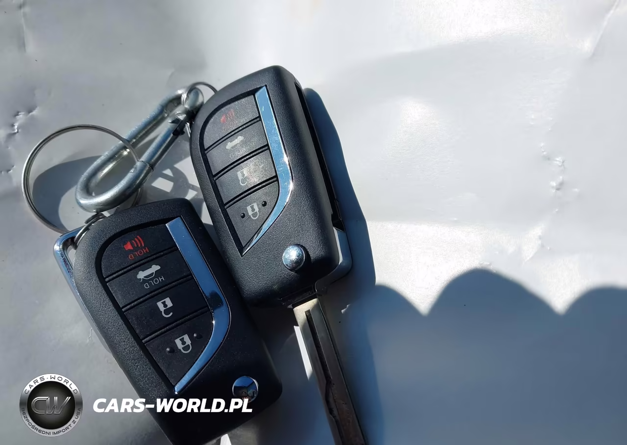 2024 Toyota Corolla Le VIN:5YFB4MDE7RP220992 - 11