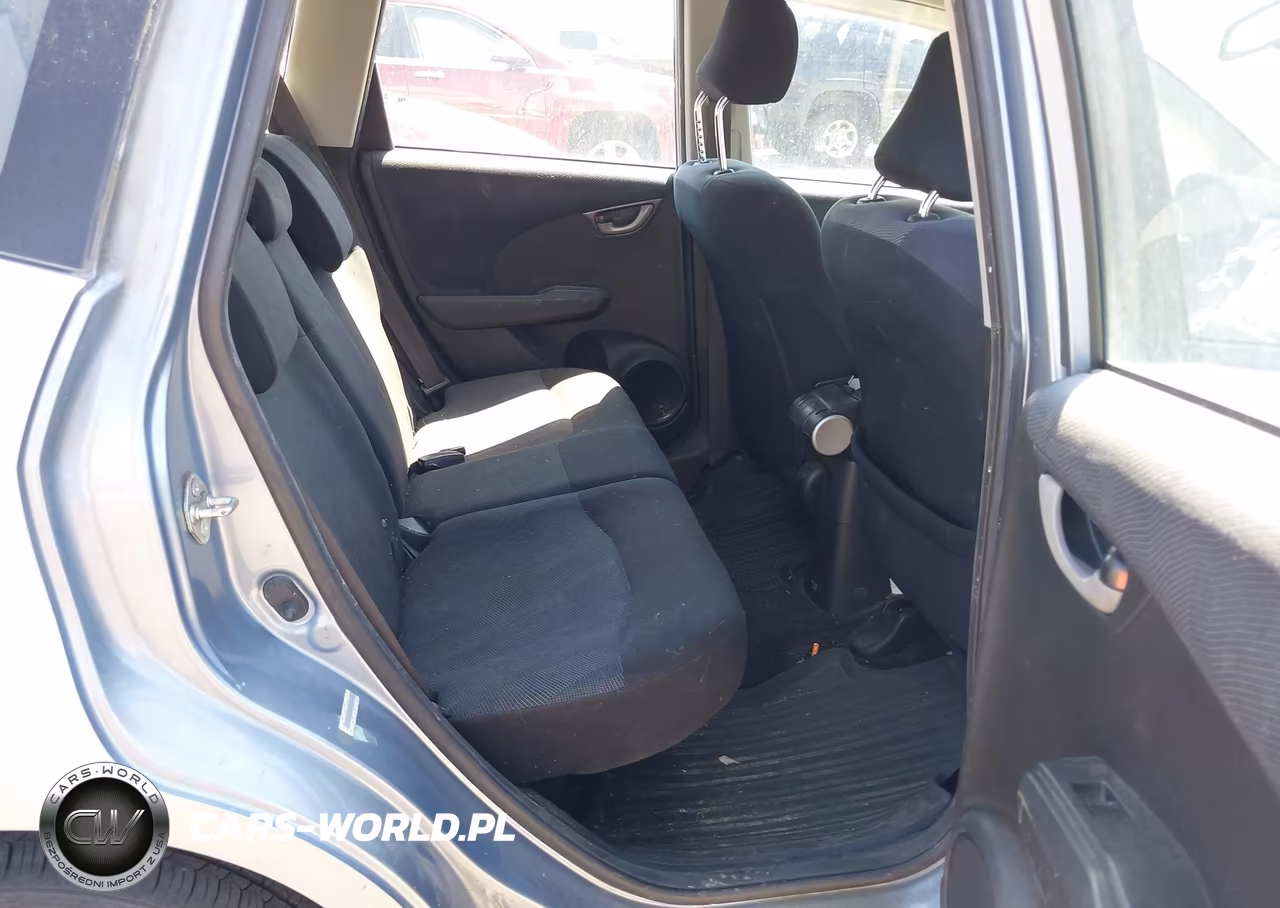 2011 Honda Fit Sport VIN:JHMGE8H55BC009307 - 8
