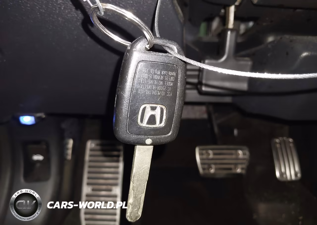 2017 Honda Accord Sport VIN:1HGCR2F52HA165668 - 11