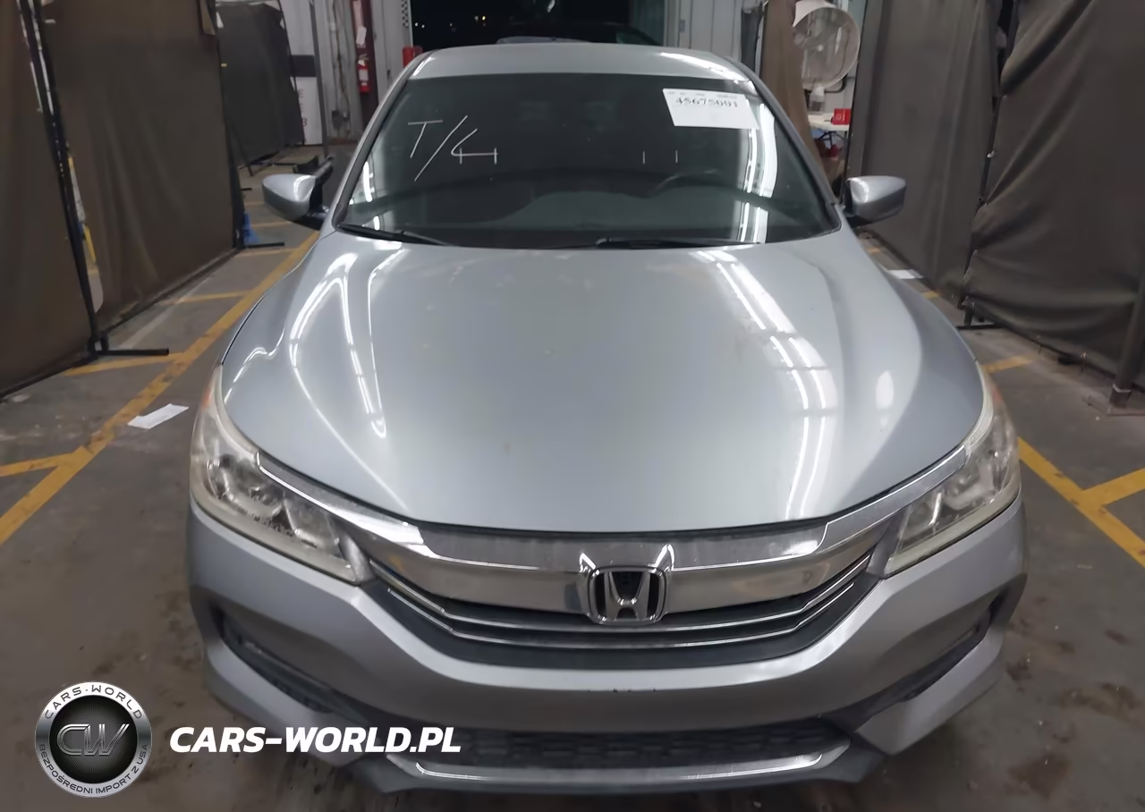 2017 Honda Accord Sport VIN:1HGCR2F52HA165668 - 13