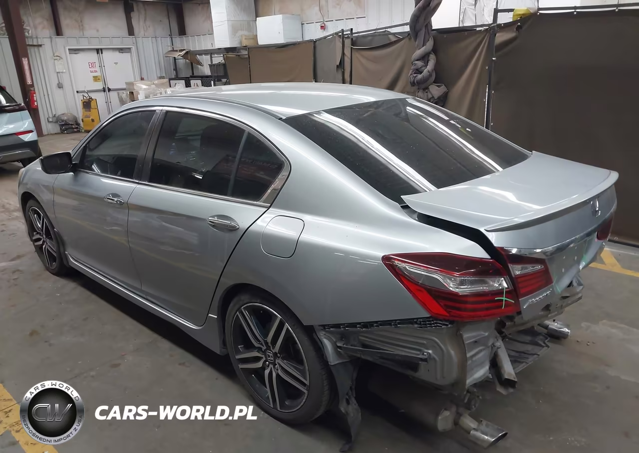 2017 Honda Accord Sport VIN:1HGCR2F52HA165668 - 3