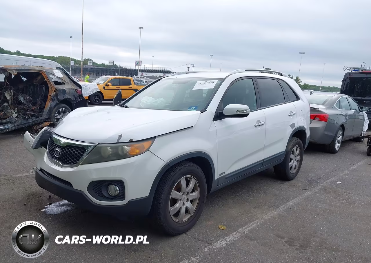 2011 Kia Sorento Lx VIN:5XYKTDA10BG144269 - 2