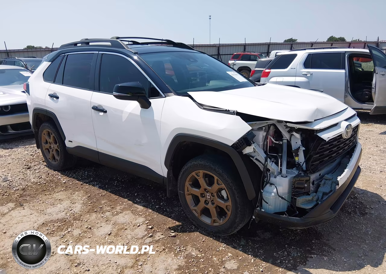 2024 Toyota Rav4 Hybrid Woodland Edition – zdjęcie 1 z 16