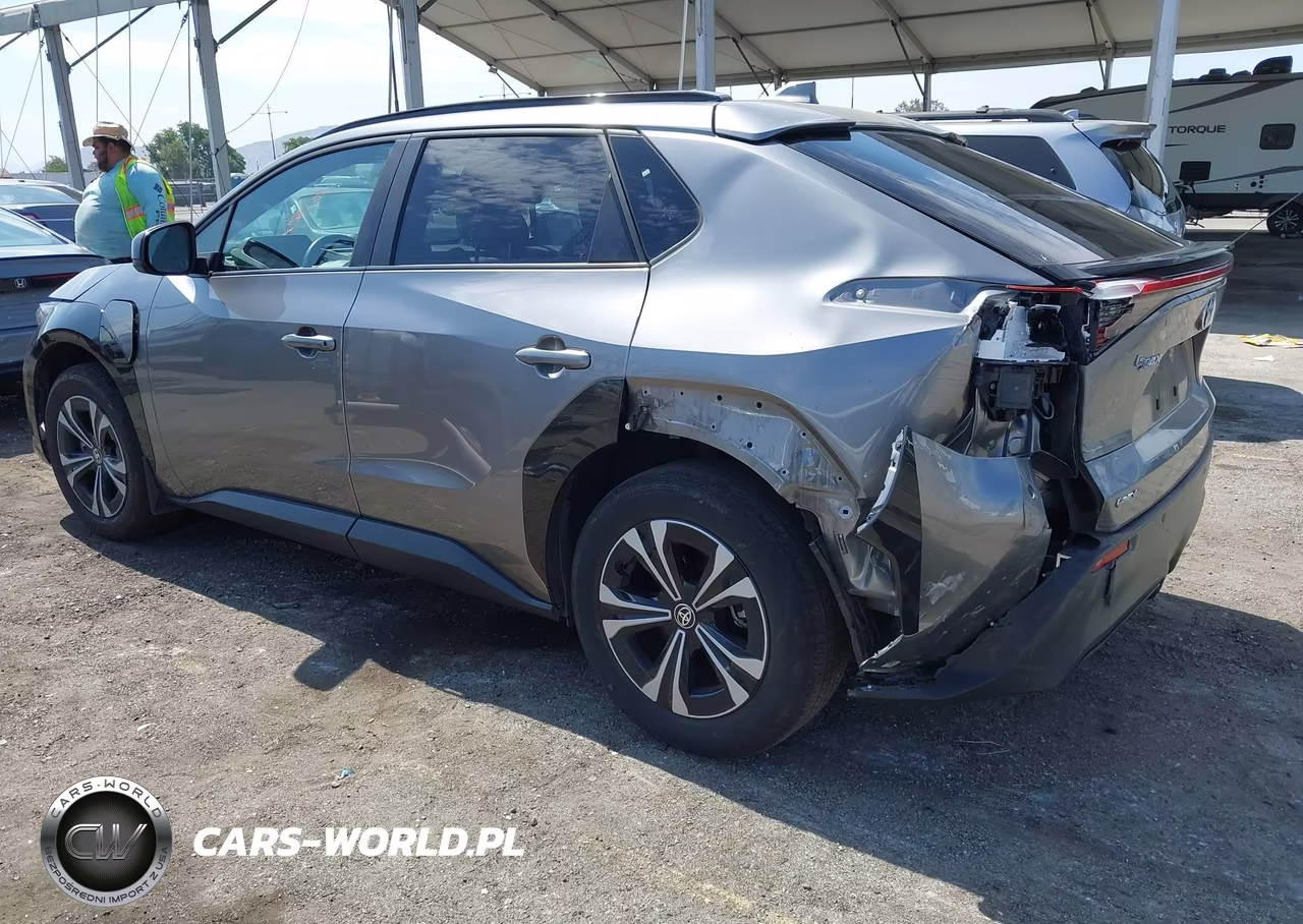 2024 Toyota Bz4X Xle VIN:JTMAAAAA1RA041503 - 3