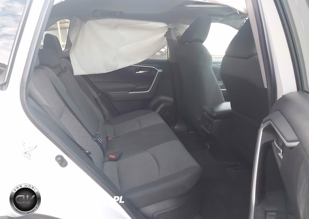 2021 Toyota Rav4 Hybrid Xle VIN:2T3R6RFV9MW016857 - 8
