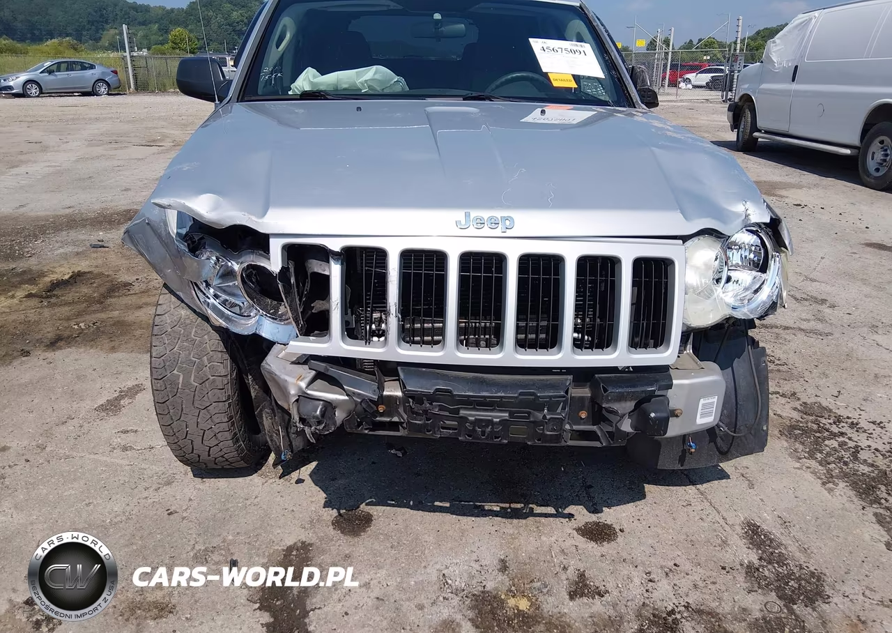 2010 Jeep Grand Cherokee Laredo VIN:1J4PR4GKXAC129179 - 19