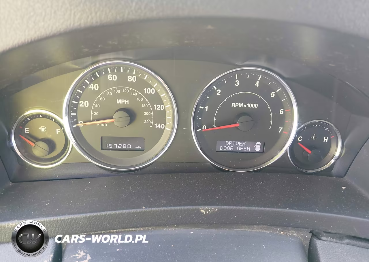 2010 Jeep Grand Cherokee Laredo VIN:1J4PR4GKXAC129179 - 7