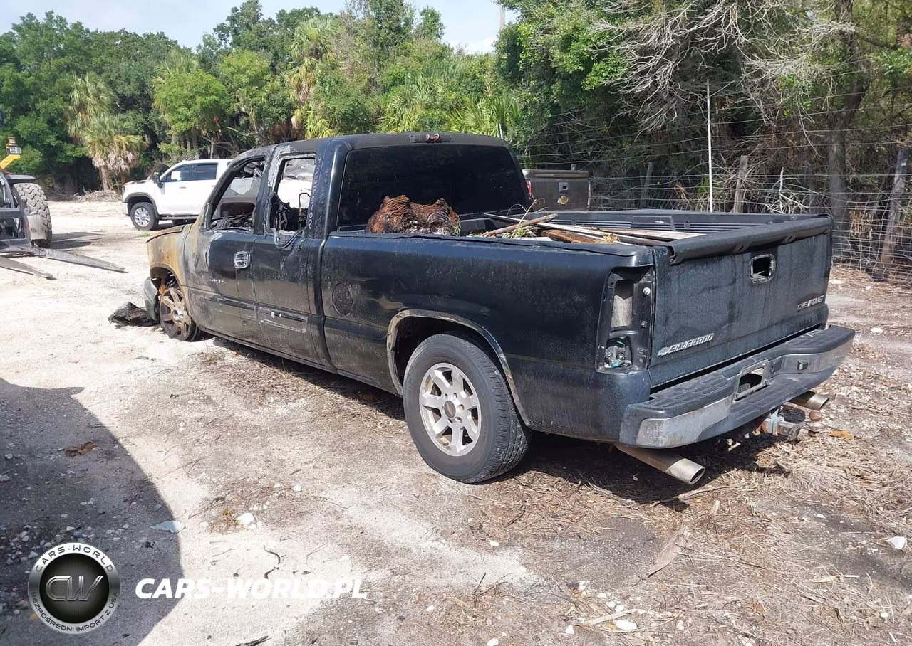 2005 Chevrolet Silverado 1500 Ls VIN:2GCEC19V351394526 - 3