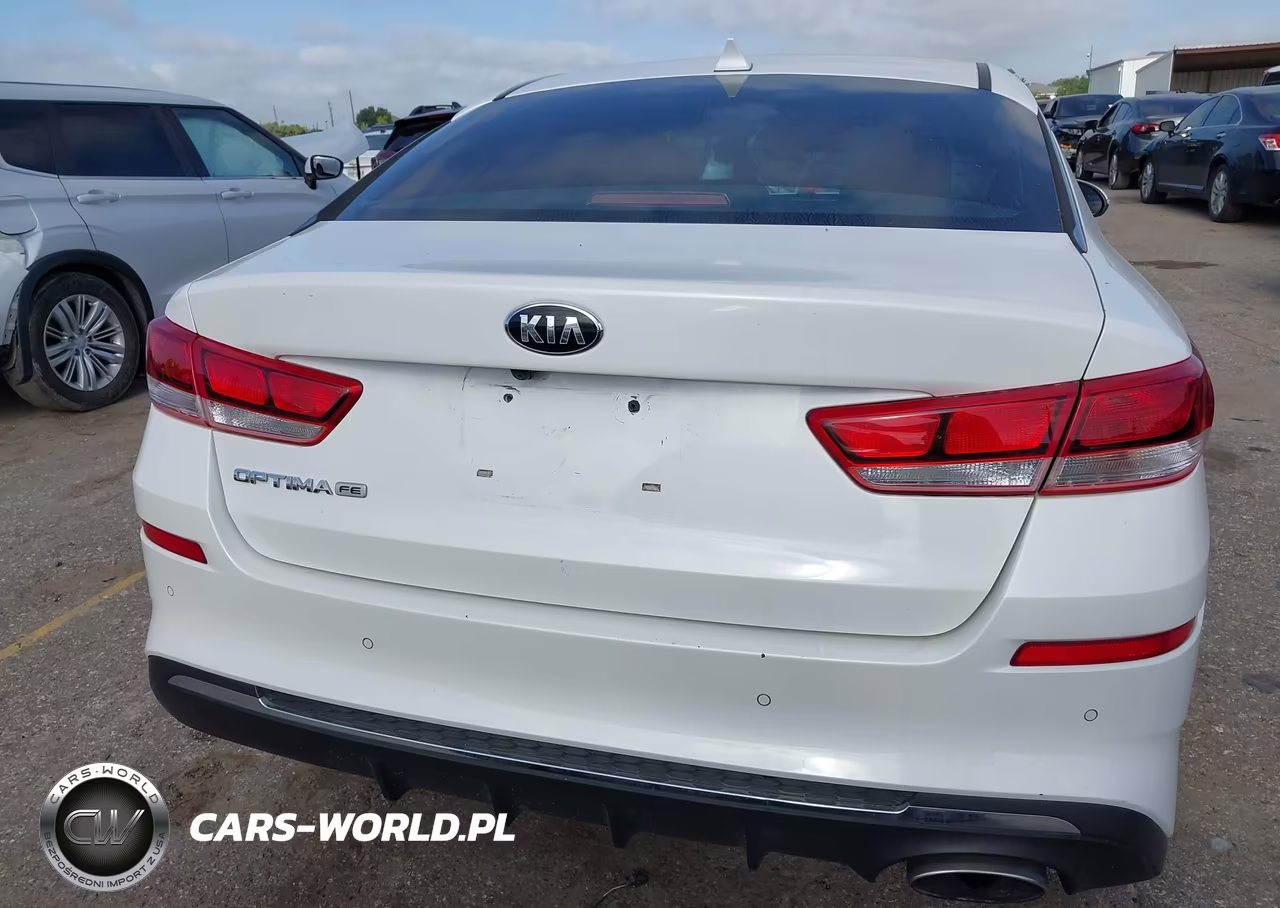2020 Kia Optima Lx VIN:5XXGT4L34LG390588 - 16