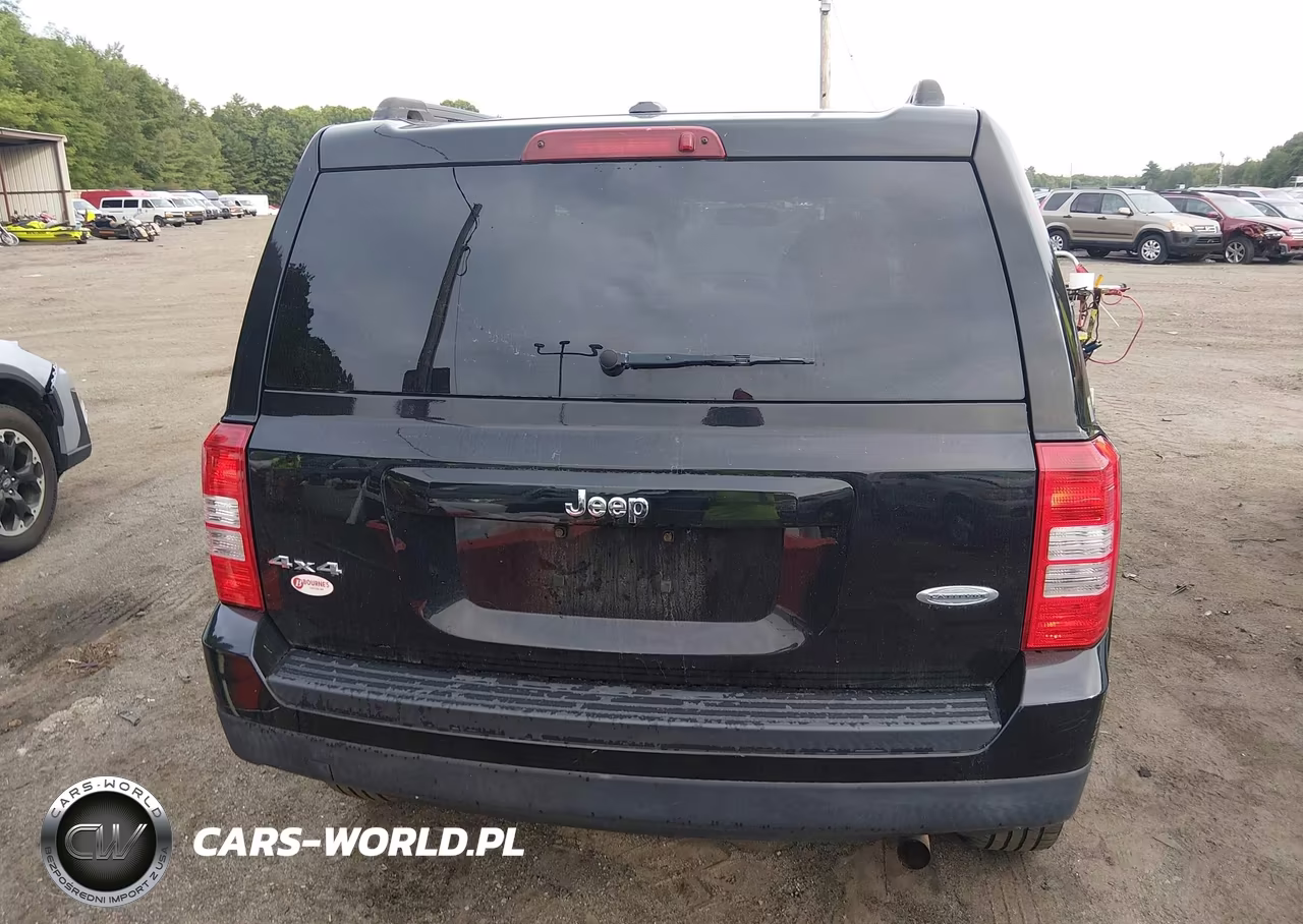 2016 Jeep Patriot Latitude VIN:1C4NJRFB8GD580410 - 15