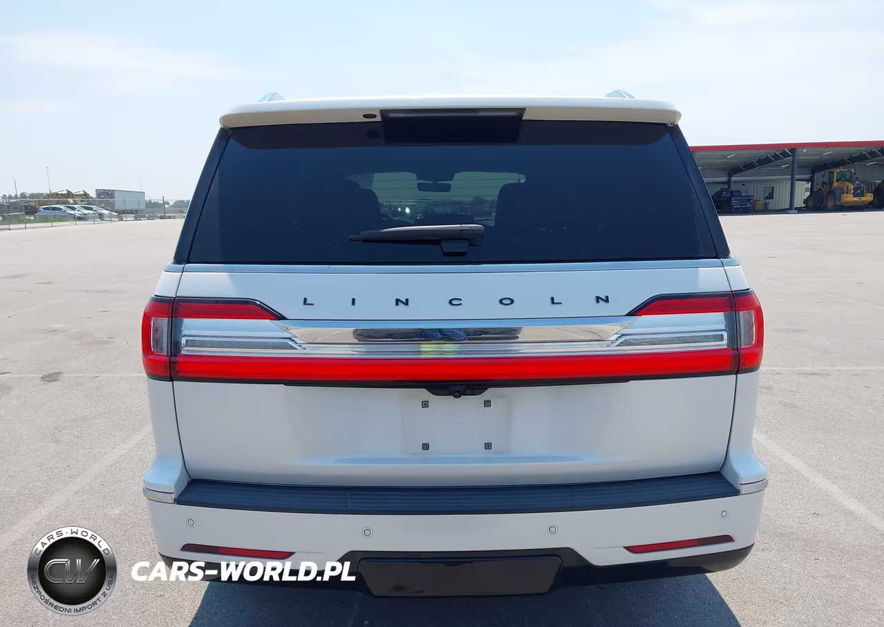 2018 Lincoln Navigator Black Label VIN:5LMJJ2TT4JEL21443 - 16