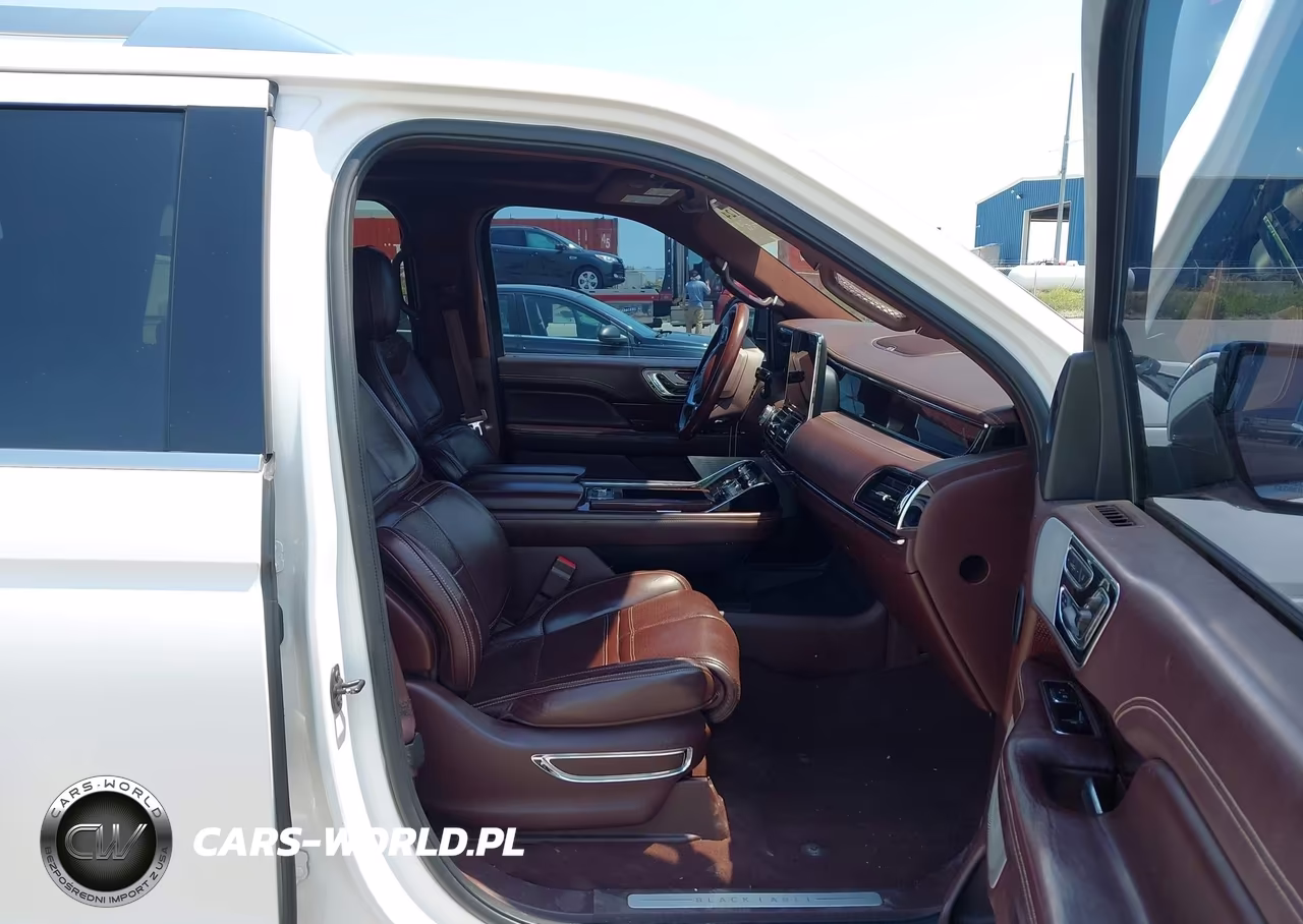 2018 Lincoln Navigator Black Label VIN:5LMJJ2TT4JEL21443 - 5