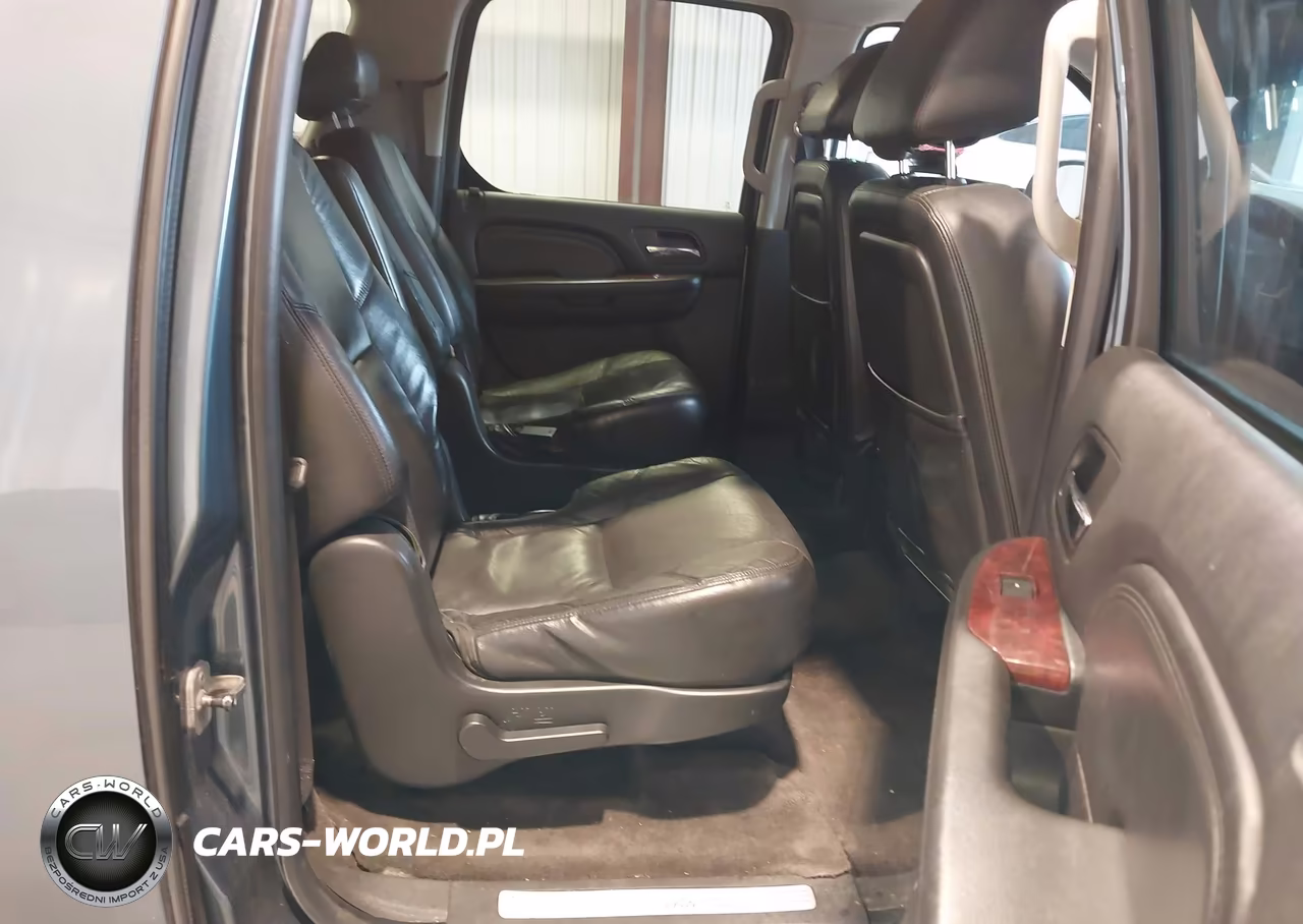 2010 Cadillac Escalade Esv Luxury VIN:1GYUKHEFXAR243796 - 8