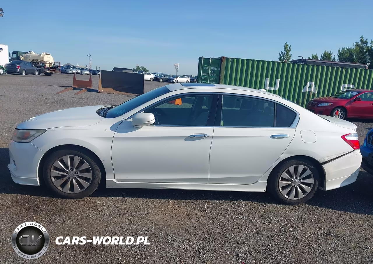2014 Honda Accord Touring VIN:1HGCR3F97EA033672 - 14