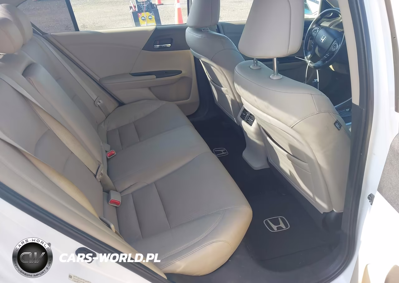 2014 Honda Accord Touring VIN:1HGCR3F97EA033672 - 8