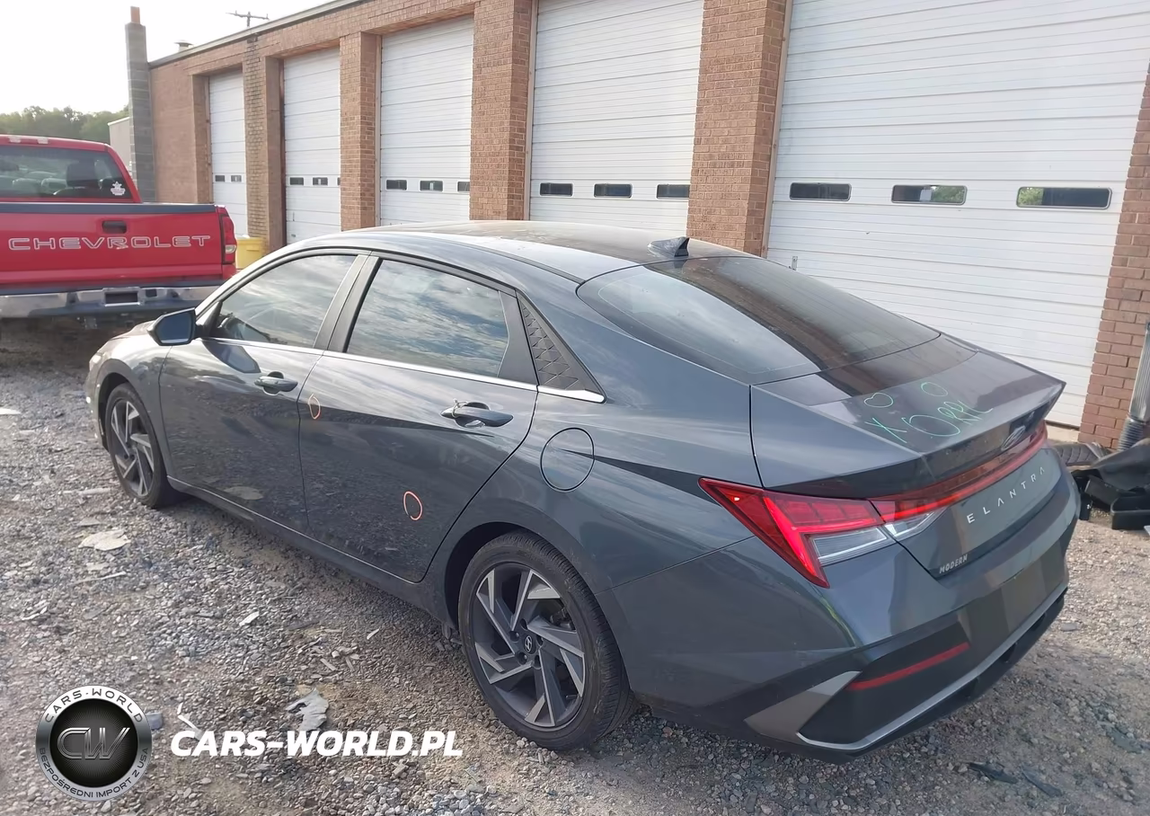 2025 Hyundai Elantra Sel Convenience VIN:KMHLS4DG3SU935025 - 3
