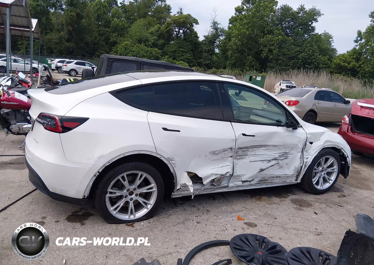 2023 Tesla Model Y Awd-Long Range Dual Motor All-Wheel Drive VIN:7SAYGDEE6PF665784 - 14