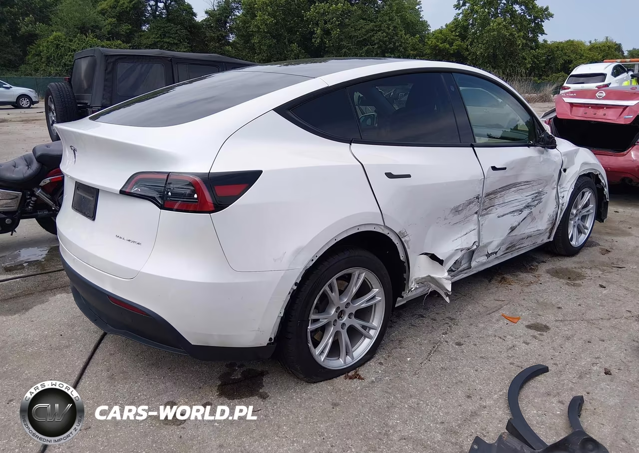 2023 Tesla Model Y Awd-Long Range Dual Motor All-Wheel Drive VIN:7SAYGDEE6PF665784 - 4