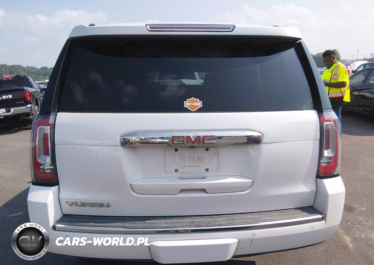 2018 GMC Yukon Denali VIN:1GKS2CKJXJR375907 - 17
